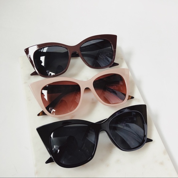 Last 1✨Teagan Pink Oversized Cat Eye Sunnies - Picture 8 of 8